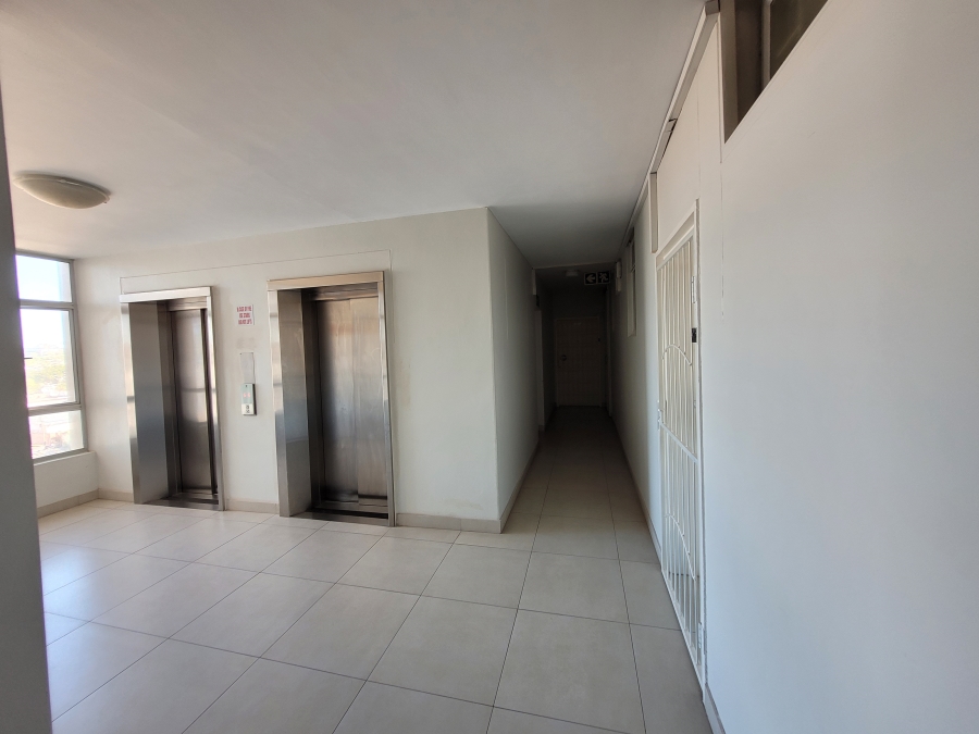 To Let 2 Bedroom Property for Rent in Summerstrand Eastern Cape